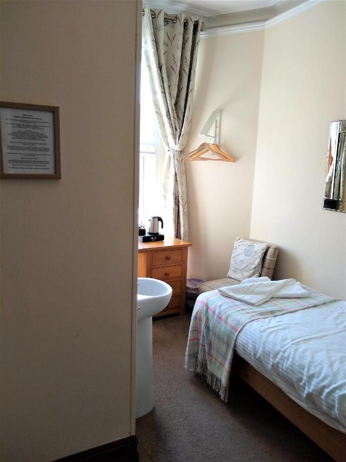 Solheim&Carradale Guest Houses Lerwick Extérieur photo